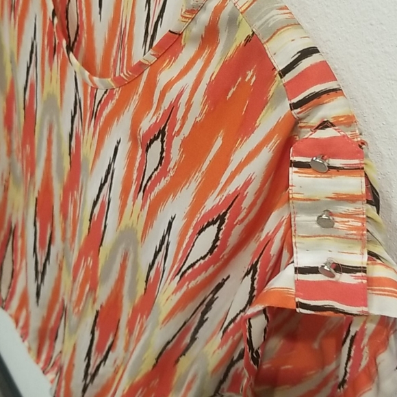 Top - Picture 3 of 3